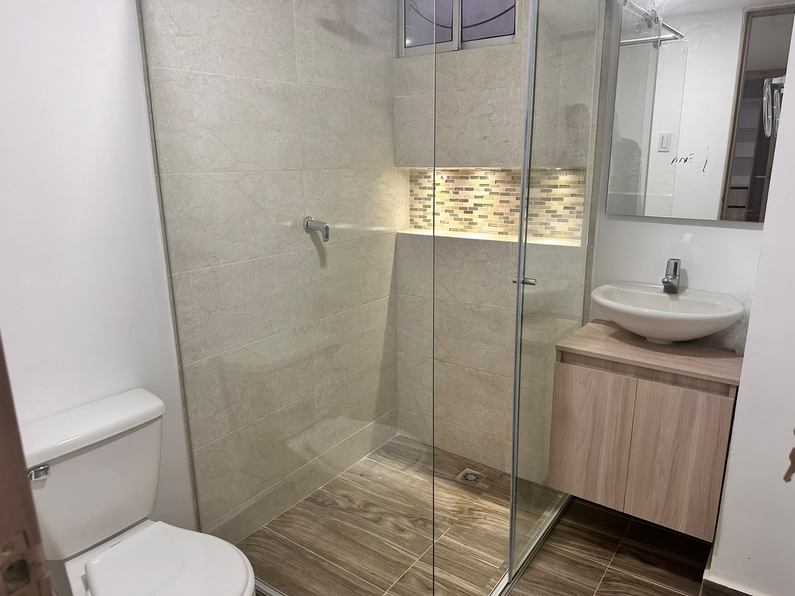 Baño 2 (Foto 1)